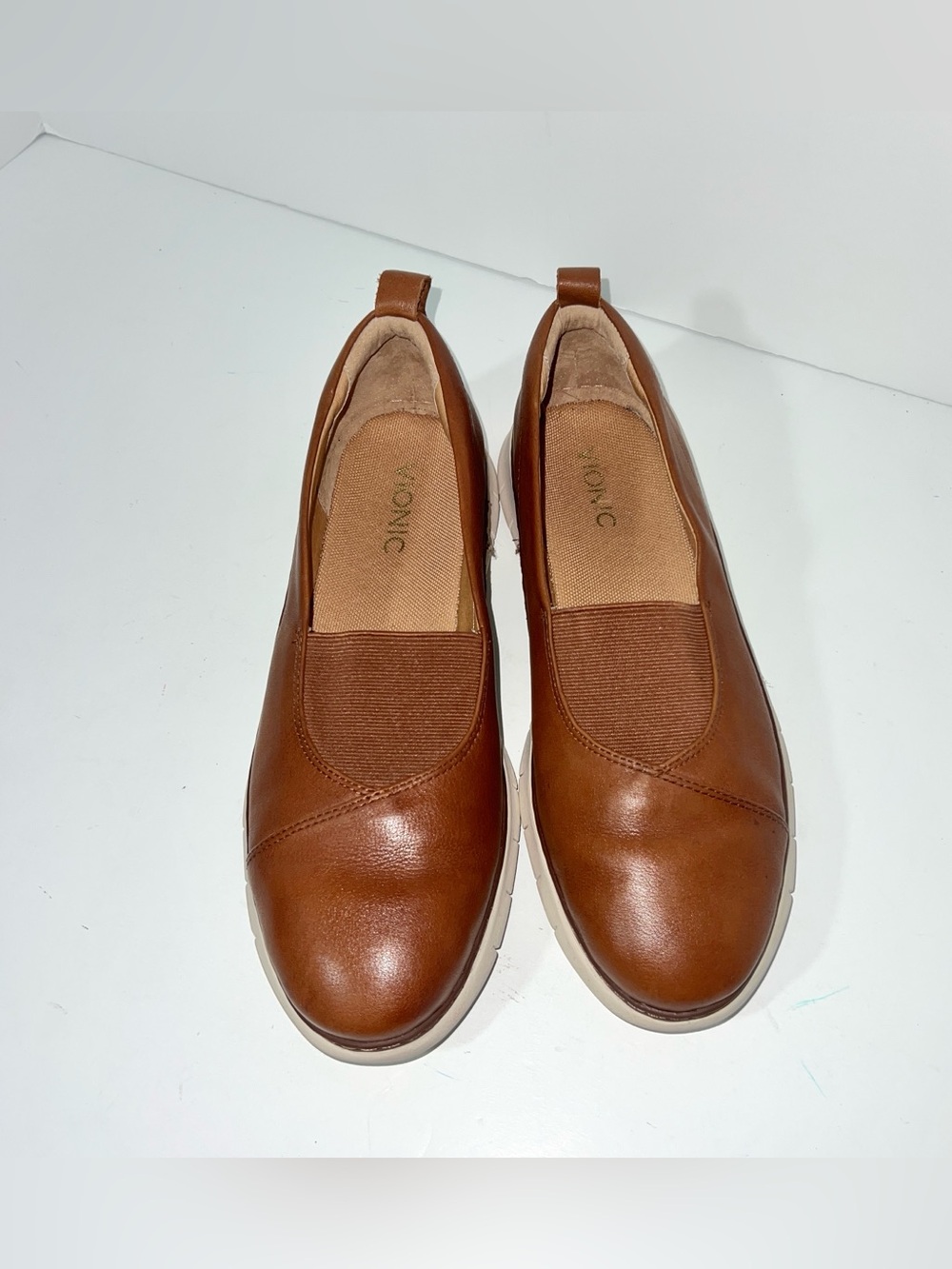 Vionic Fresh Linden Brown Leather Slip On Walking Loafers Comfort Shoes Size 9